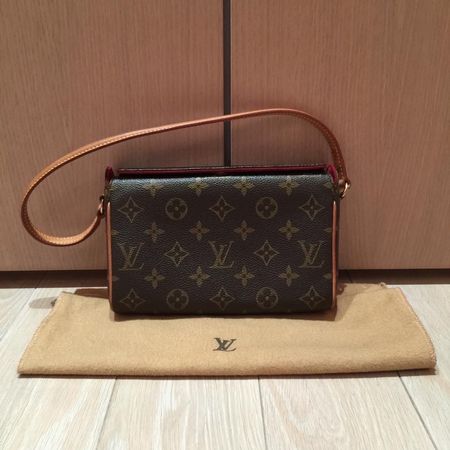 Louis Vuitton Clutch Purse Bag Tasche