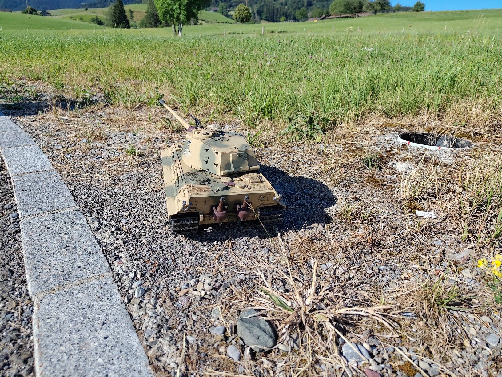 Tamiya RC Modellbau: Königstiger 1:16 – Gebraucht aus Unterägeri von derlux76 3