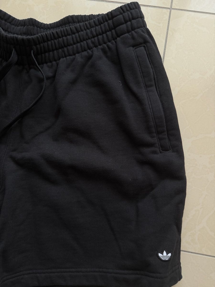 Pantaloni: Shorts - Adidas & Marco Polo  – Usato da Erlen venduto da Ale_TCG 3