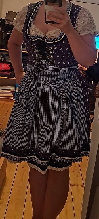 Robes: Krüger Dirndl mit Bluse 42 – D'occasion à Schaffhausen par Xenia87 3