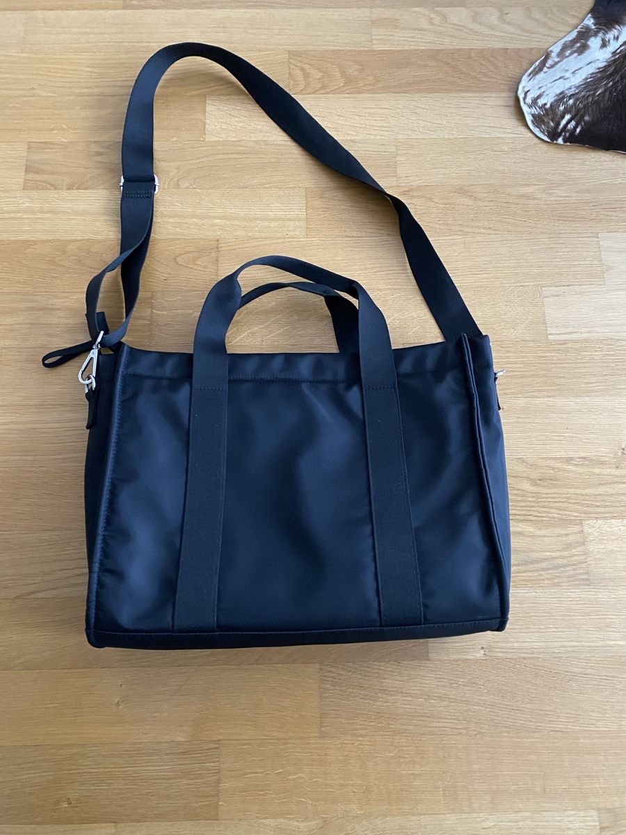 Valigie & Borse: Even&Odd Notebooktasche schwarz – Usato da Luzern venduto da marsupilami13