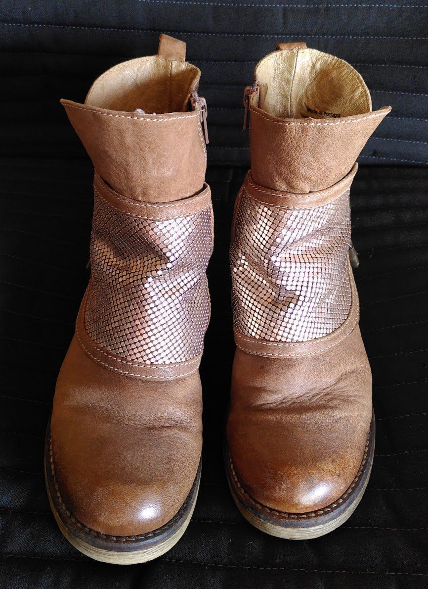 Damenschuhe: Hellbraune Stiefeletten (Dkode), passen AS 98, Gr. 36 – Gebraucht aus Lugano von kat_lm5b 1