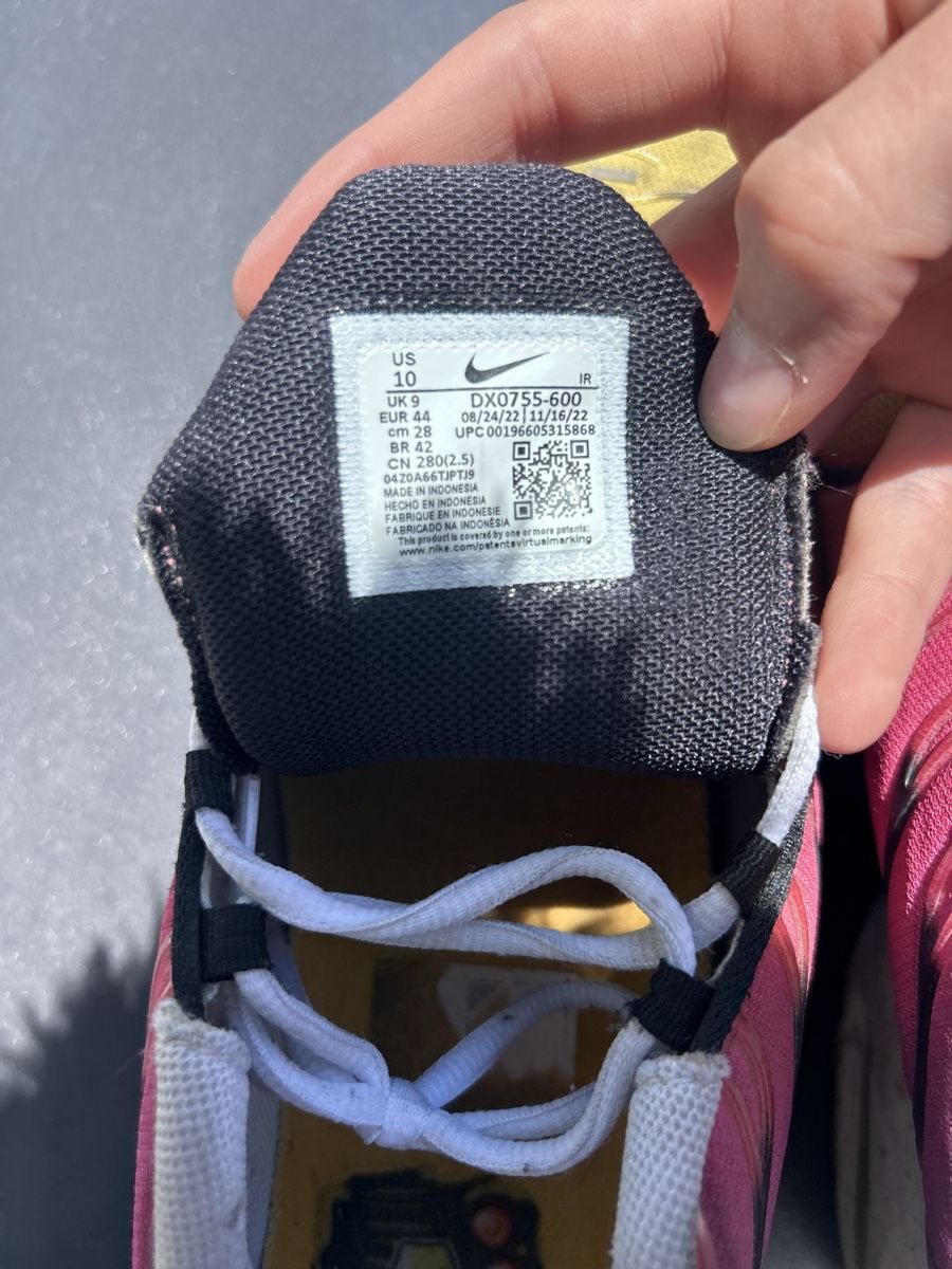 Nike Scarpe da uomo: Tn rose et jaune Nike – Usato da Miège venduto da san_wc9t 2