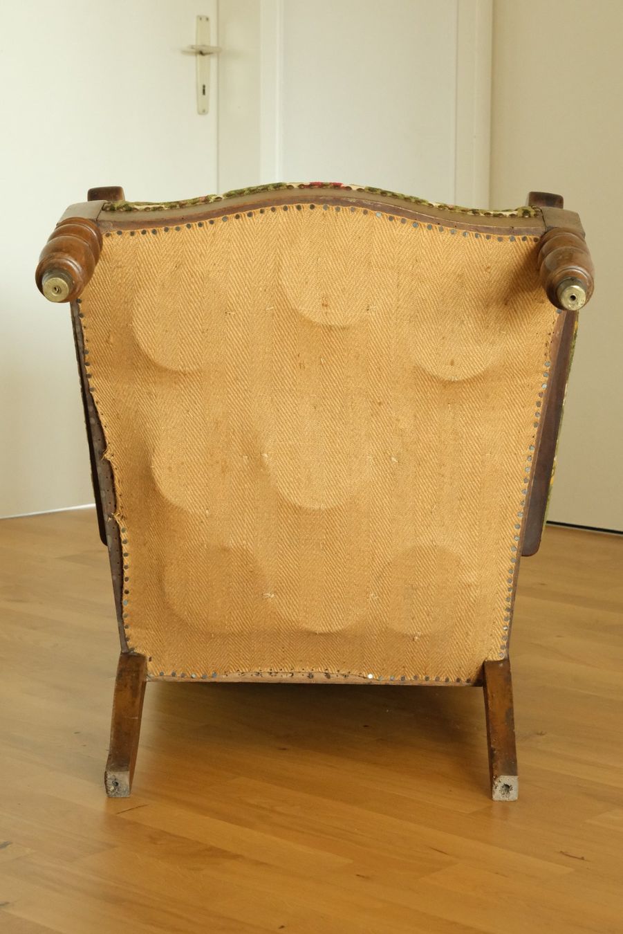 Sessel: Fauteuil ancien à dossier haut vers 1860 – Gebraucht aus Nyon von JJZA 5