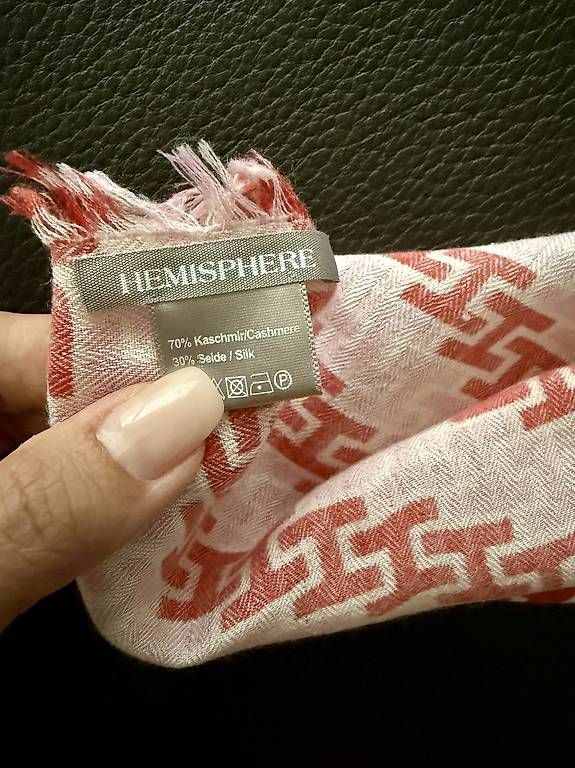 Foulard & Sciarpe: Hemisphere Foulard  – Usato da Hofstetten SO venduto da Katharina_Nina_Nina 2
