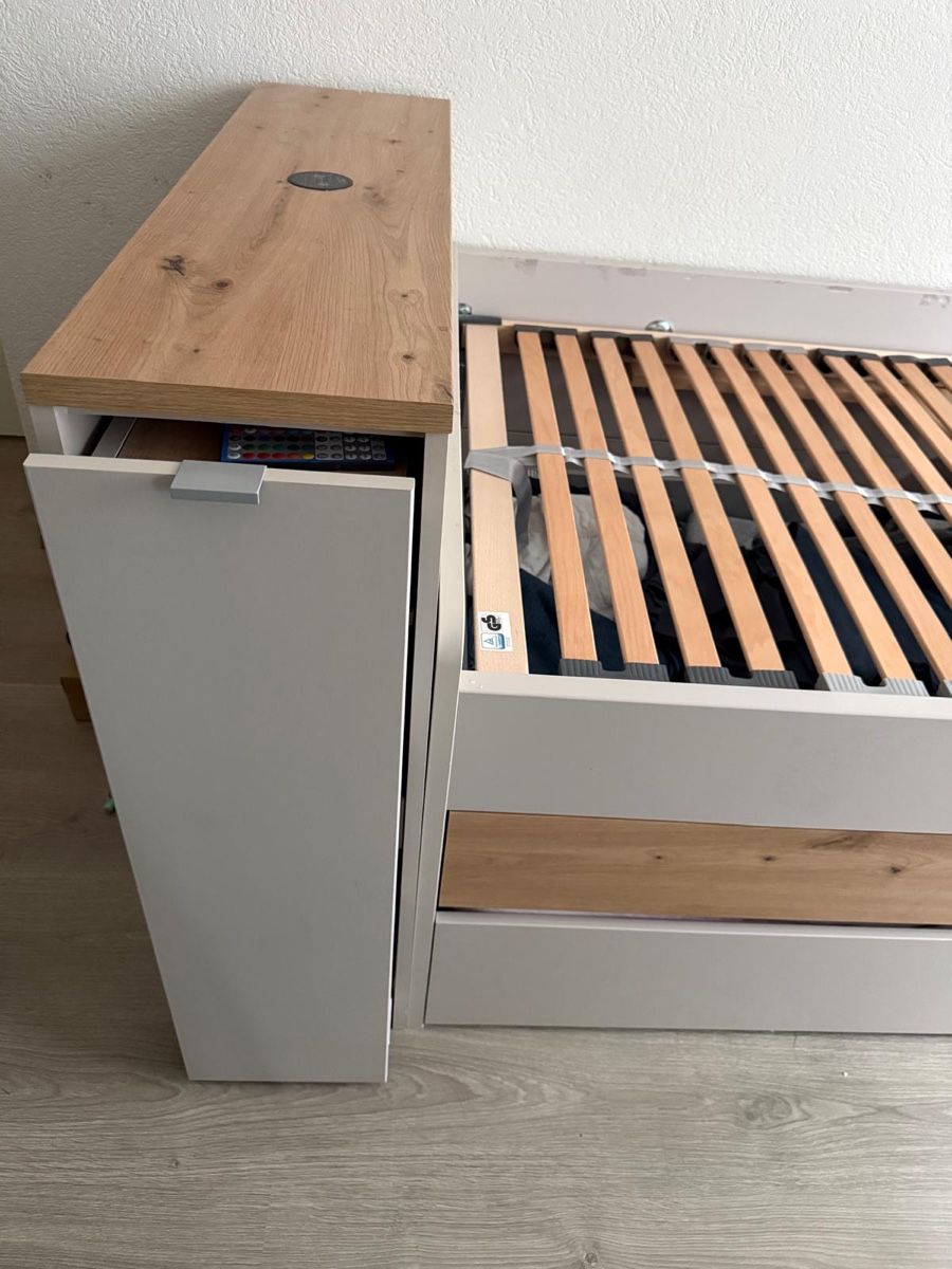 Betten: Bett – Gebraucht aus Gossau ZH von Maria_Feno 3