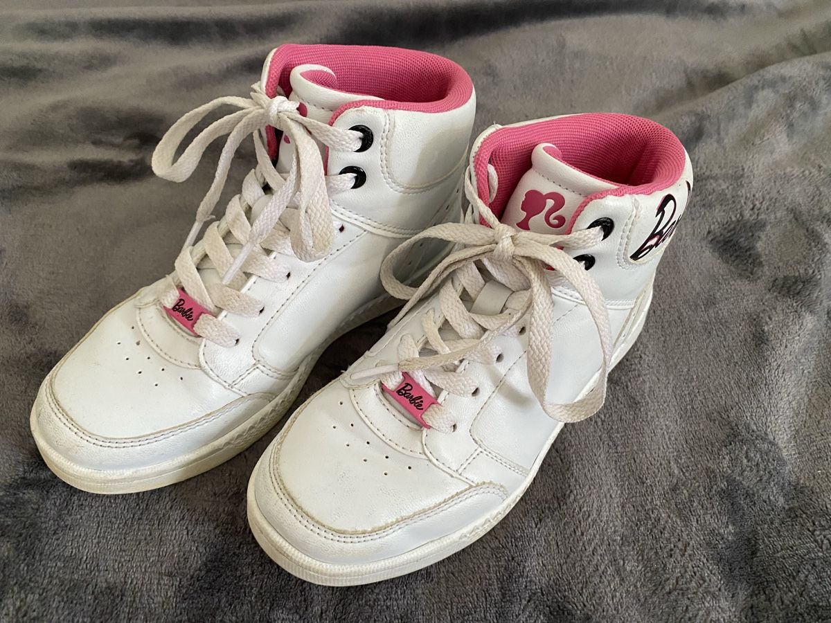 Schuhe für Mädchen: Baskets Barbie blanches roses pointure 32 – Gebraucht aus Lignières von The_assistant 2