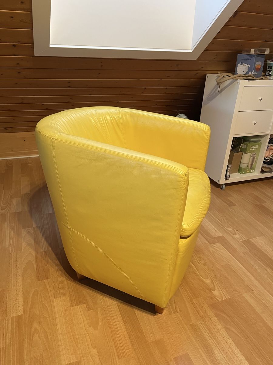 Sedie: Leder Stuhl  – Usato da Niederwil AG venduto da Xirt65