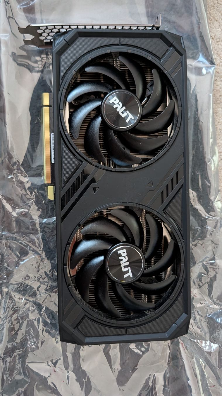 Nvidia Cartes graphiques: rtx 4070 Super 12 GB – D'occasion à Birrhard par Slim_Shady1993