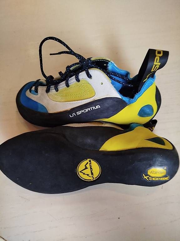 Scarpe per ragazzi: Kletterschuh kind – Usato da Neuenkirch venduto da sus_9b6v