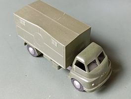 Politoys No. 8 Ambulanza Militare