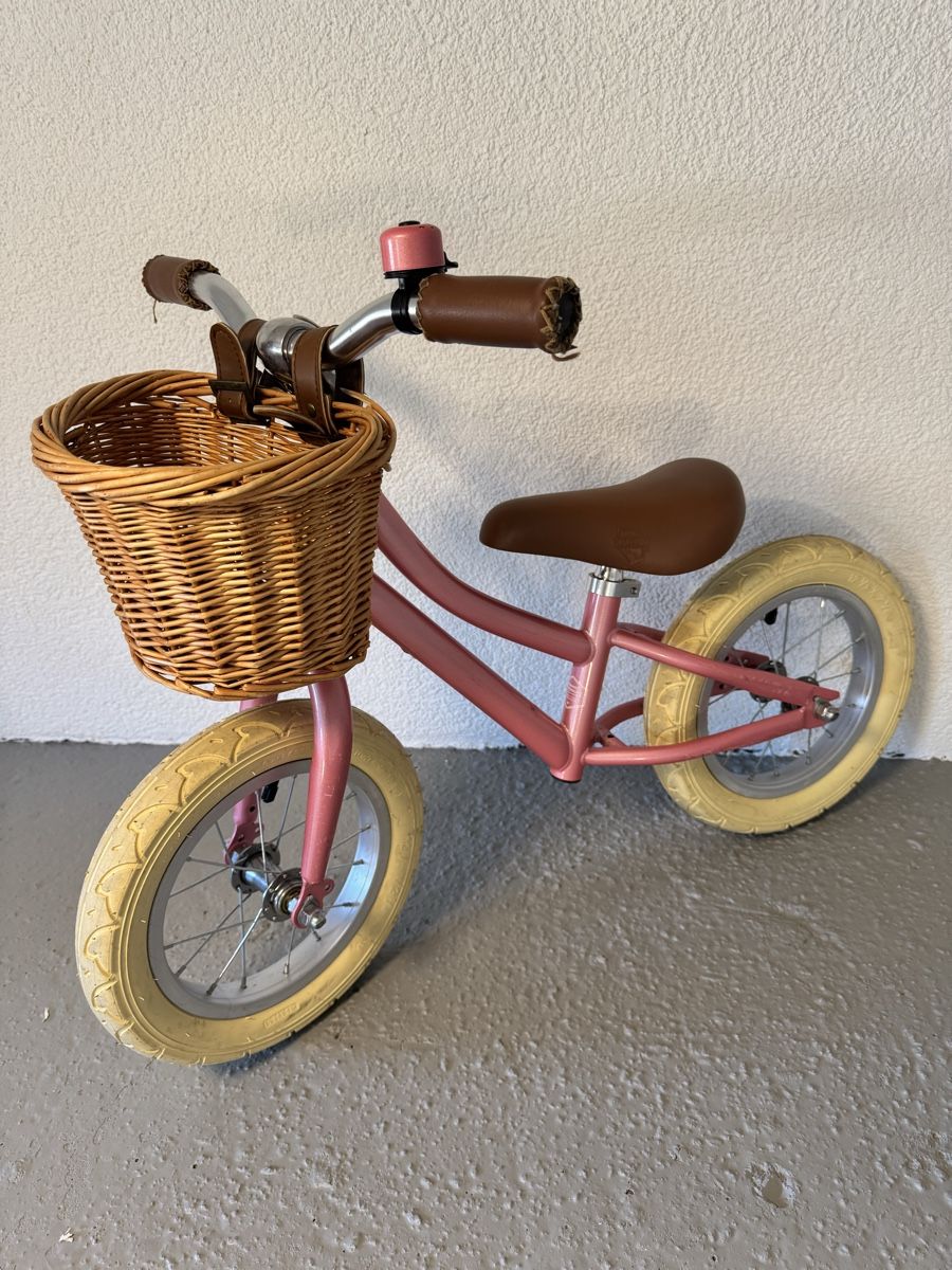 Biciclette: Rosa Laufrad mit Korb – Usato da Dielsdorf venduto da NataliaKitsios 1