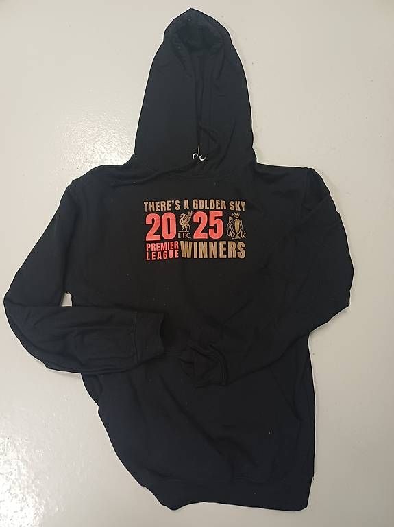 Maglioni & Felpe: FC Liverpool Hoodie Gr. S – Usato da Roggliswil venduto da trek01 1