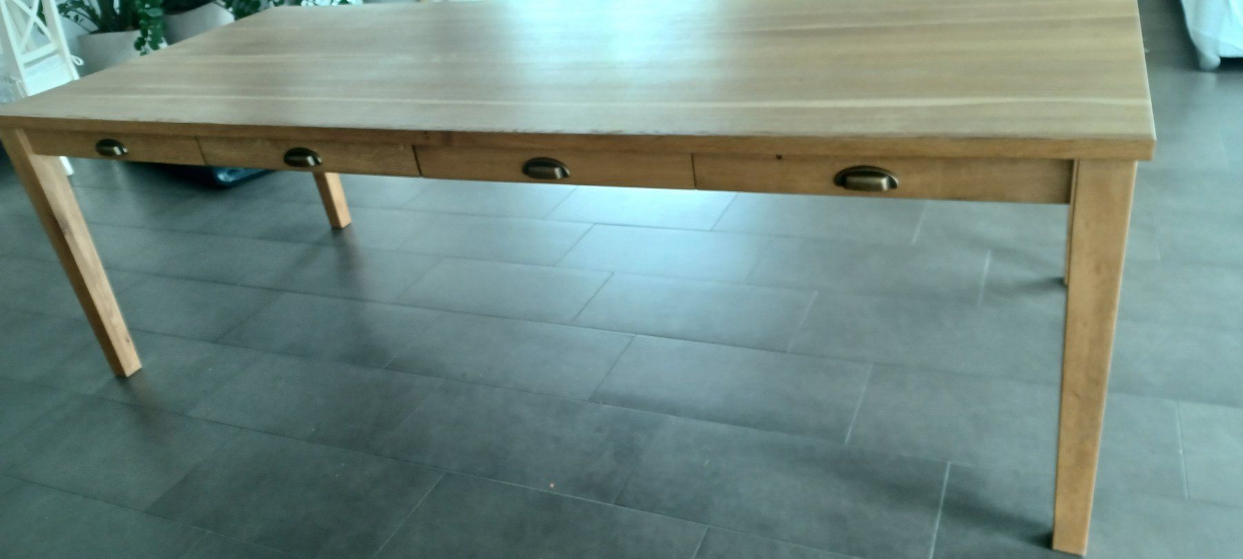 Tische: Holztisch mit Schubladen – Gebraucht aus Hochdorf von PHS