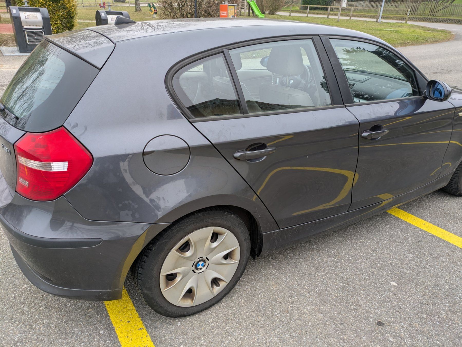 BMW Autos: BMW 116i pour export ou bricoleur – D'occasion à Font par  4