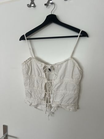 H&M Crop Top weiss Grösse XS Schnürung neuwertig
