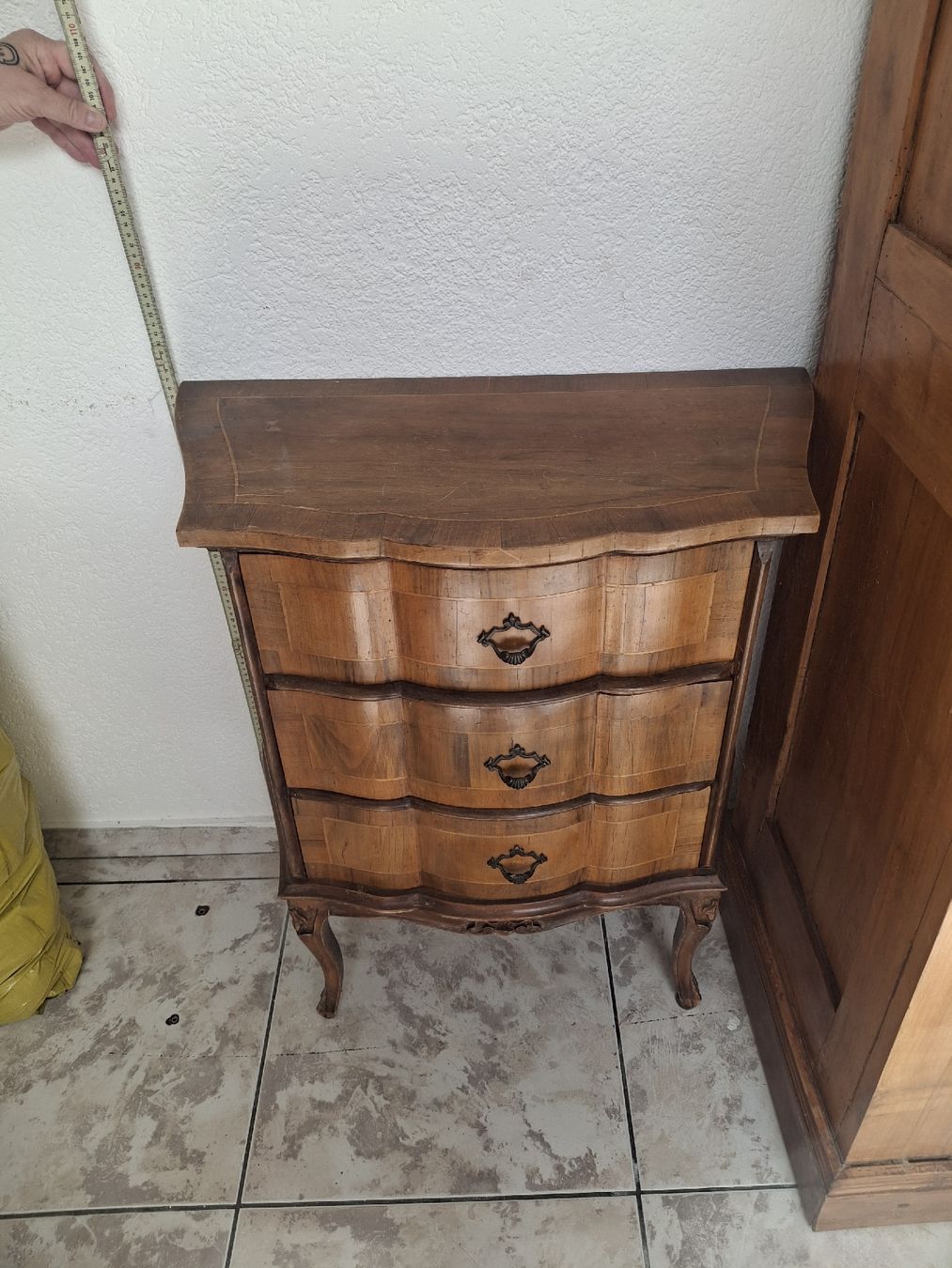 Commodes: Kommode mit Schubladen  – D'occasion à Aarburg par ssi_ckz5