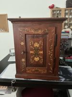 Verkaufe ein Biedermeier schranklein  