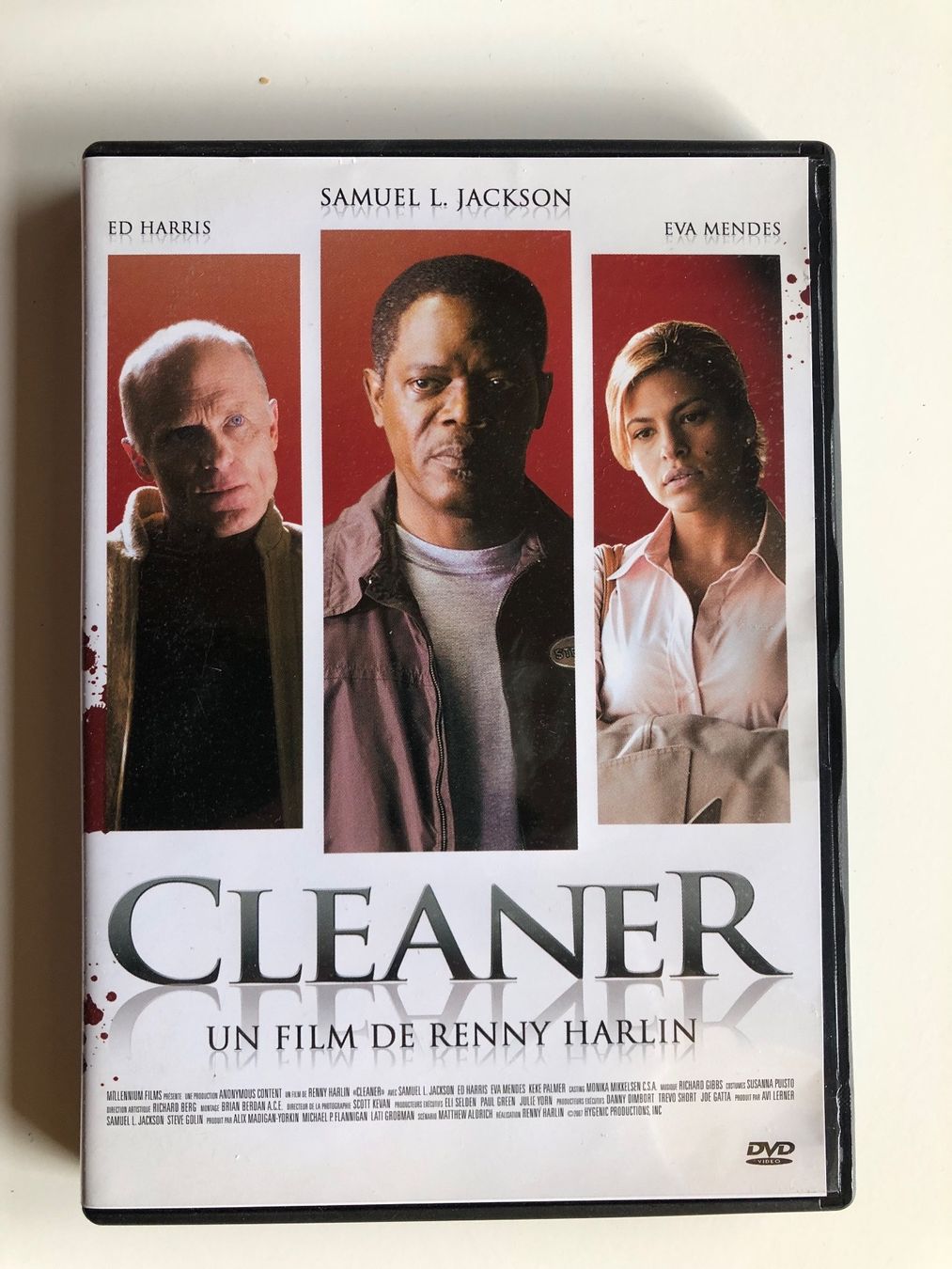 Tutti i DVDs: CLEANER (SAMUEL L. JACKSON) – Usato da St-Cierges venduto da Crisi53
