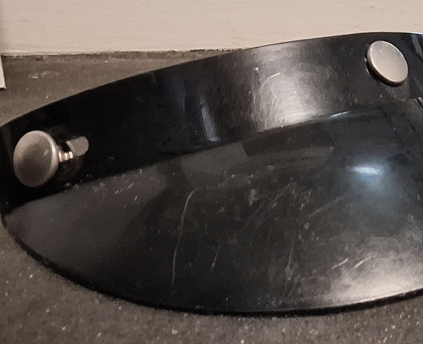 Shoei Caschi & visiere: Shoei Helm mit Visir, Schwarz Grösse S – Usato da Emmenbrücke venduto da abu_9mj8 7