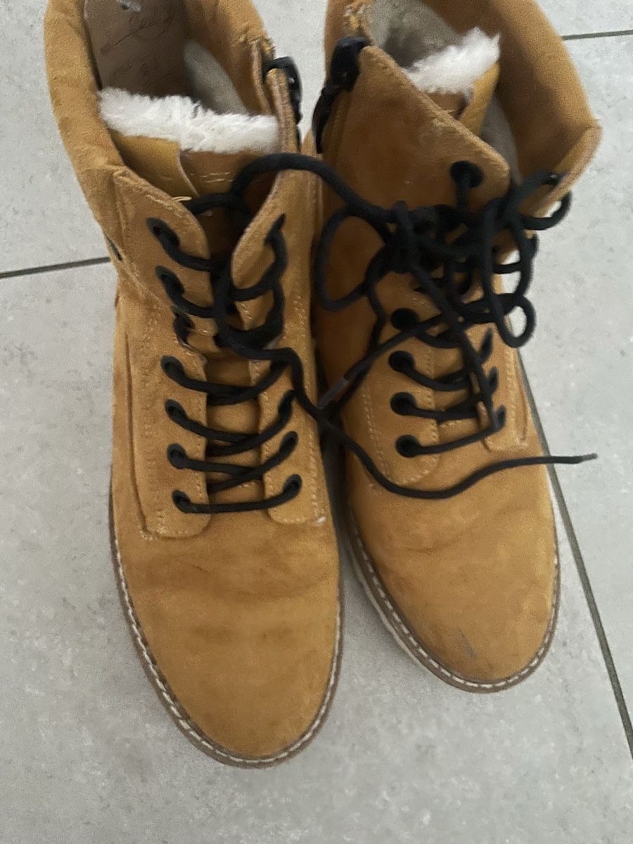 Esprit Scarpe da donna: Esprit Schuhe Gr. 38 – Usato da Baar venduto da Vili7
