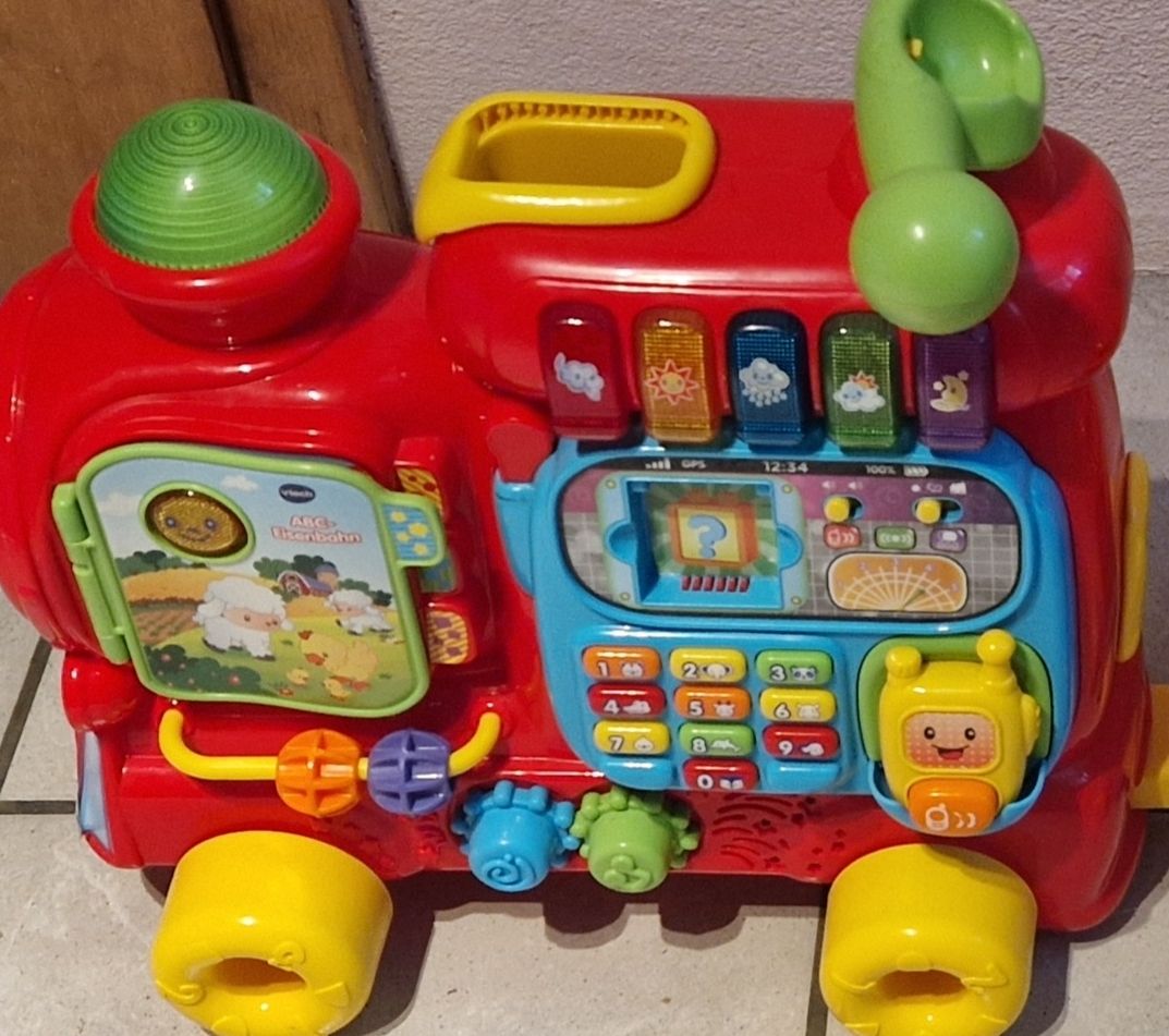 Véhicules pour enfants: VTech ABC Eisenbahn Train Used – D'occasion à Pfungen par nicholas14