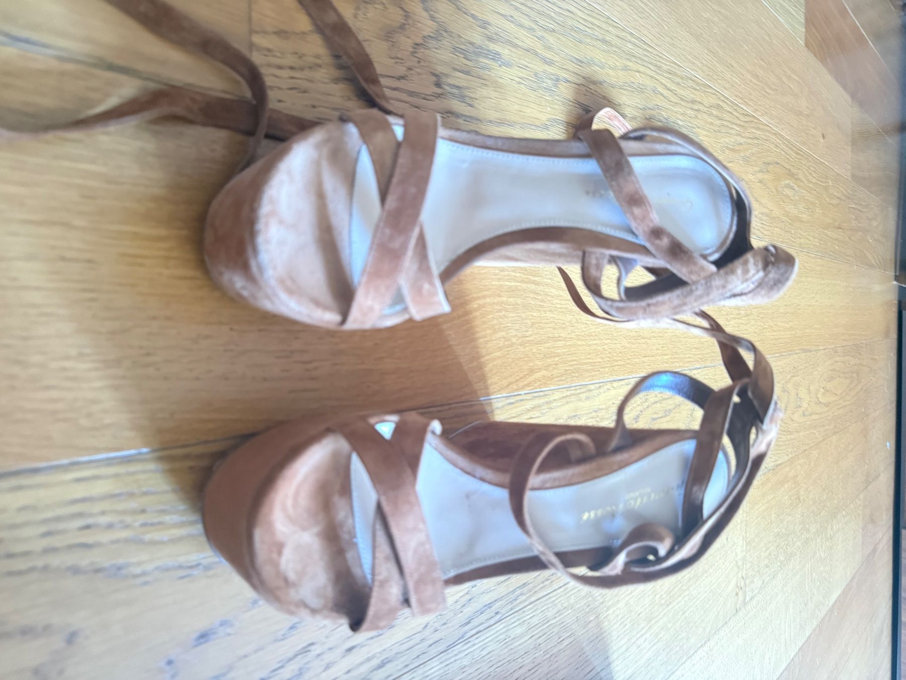 Gianvito Rossi Scarpe da donna: Gianvito Rossi suede platform sandals size 38 – Usato da Zürich venduto da ste_8889 1