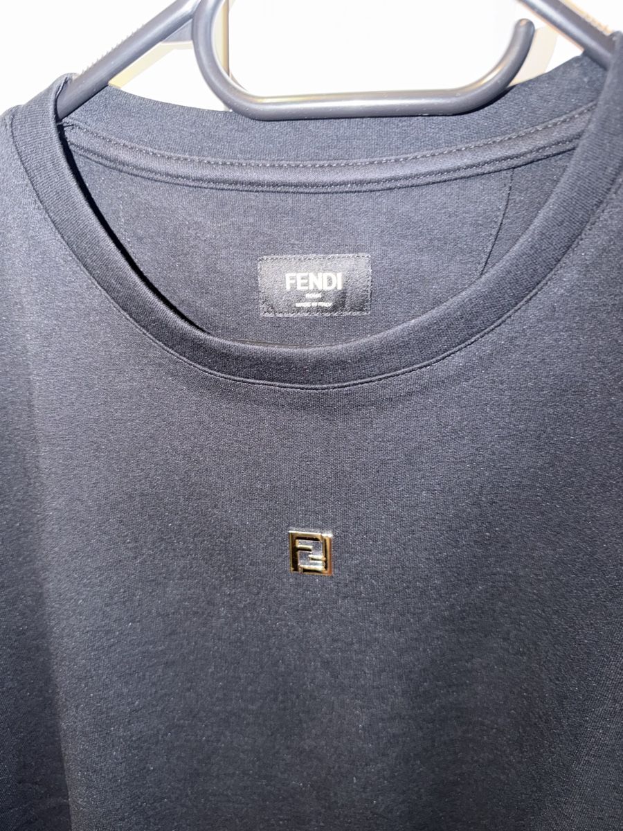 T-shirt: FENDI ROMA L Relax – Usato da Cortaillod venduto da auraya22 1