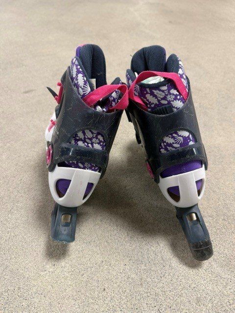 Decathlon Patins à roul. & inline: Kinder-Inlineskates, verstellbar, Gr 32-34 – D'occasion à Spiegel b. Bern par hymz 4