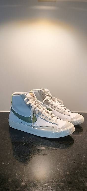 Chaussures hommes: Nike Blazer Mid '77, White / Oil | 39 – D'occasion à Schaffhausen par wanno 3