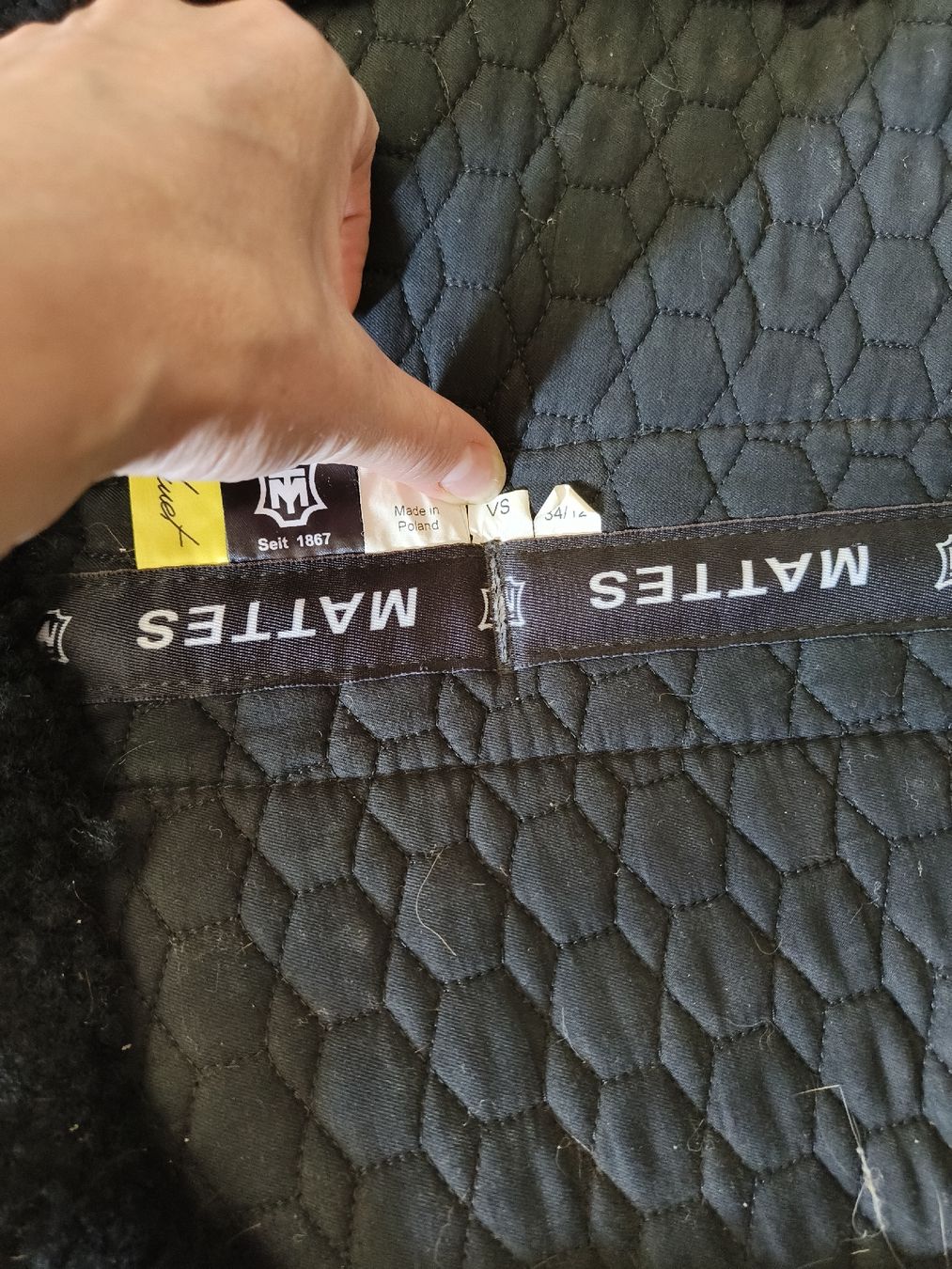 Selle & Accessori: Lammfell Sattelunterlage Grösse VS,M – Usato da Gurmels venduto da be_olivia 1