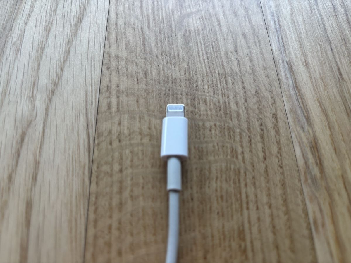 Apple Kabel: Original Apple USB-C auf Lightning Kabel 1m – Gebraucht aus Zug von volpo6300 2