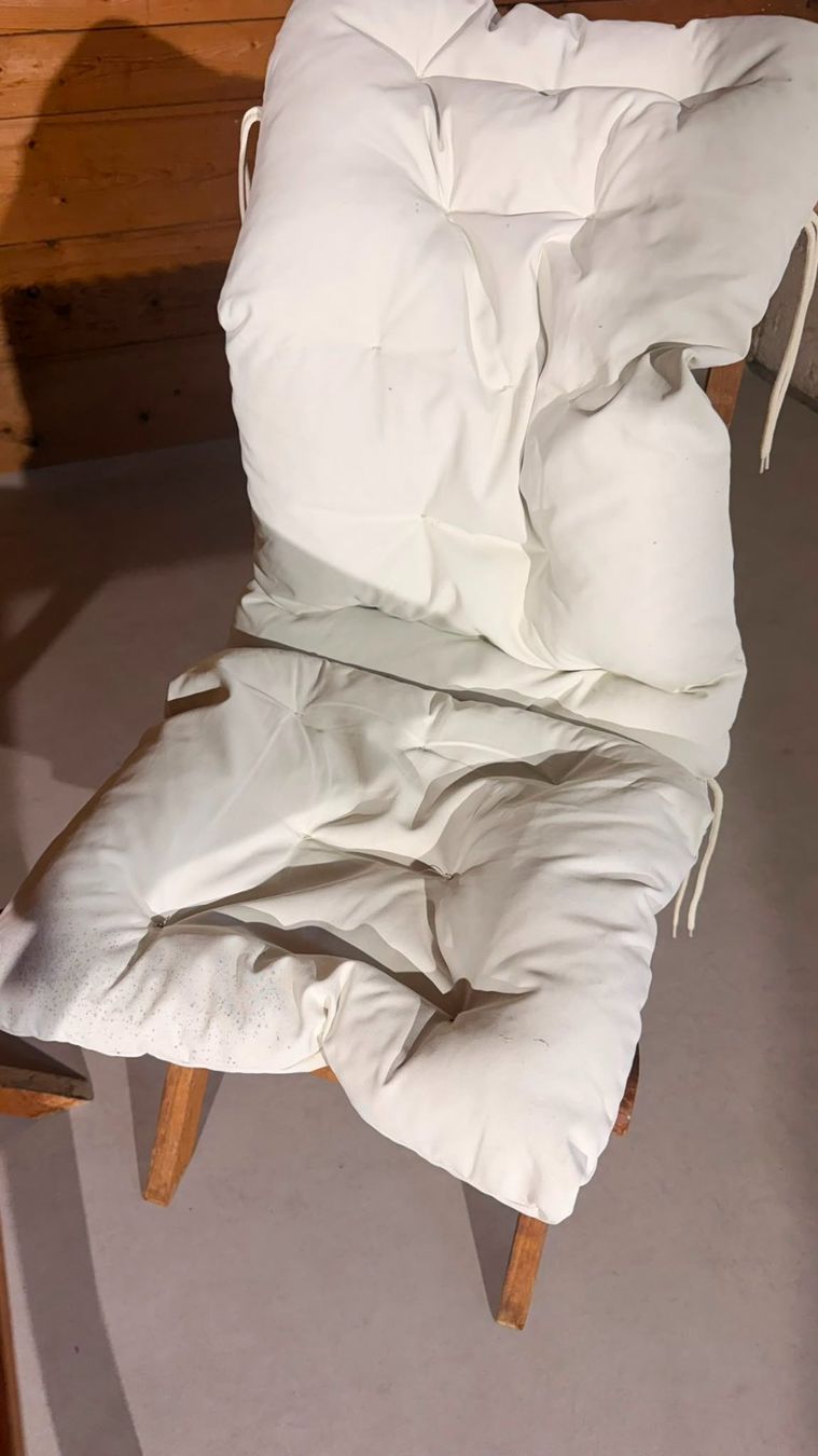 Set di tavolo e panche: Klappbares Teak Gartenmöbel Set 3-teilig Bistroset Balkonset – Usato da Rickenbach ZH venduto da Der-Insider 9