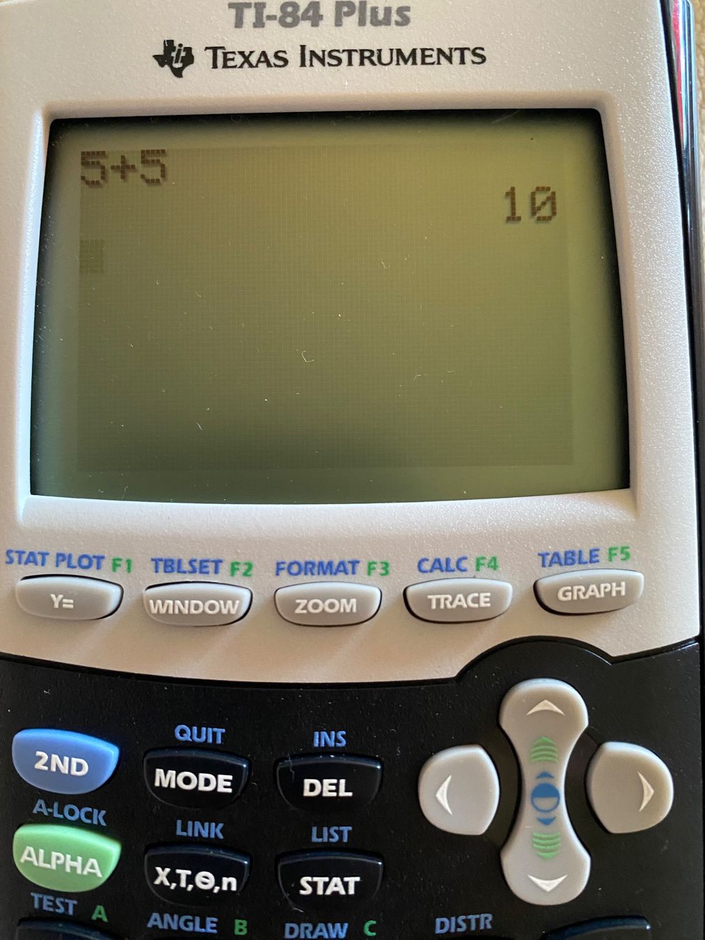 Texas Instruments Calcolatrici tascabili: Taschenrechner Texas Instruments TI-84 Plus mit Hülle – Usato da Luzern venduto da i-love-guacamole 1