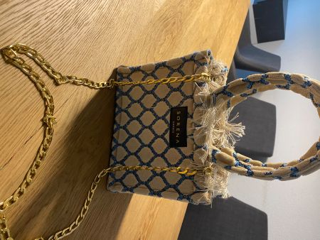 Handtasche Sorena Greece blau beige mit Kette neuwertig