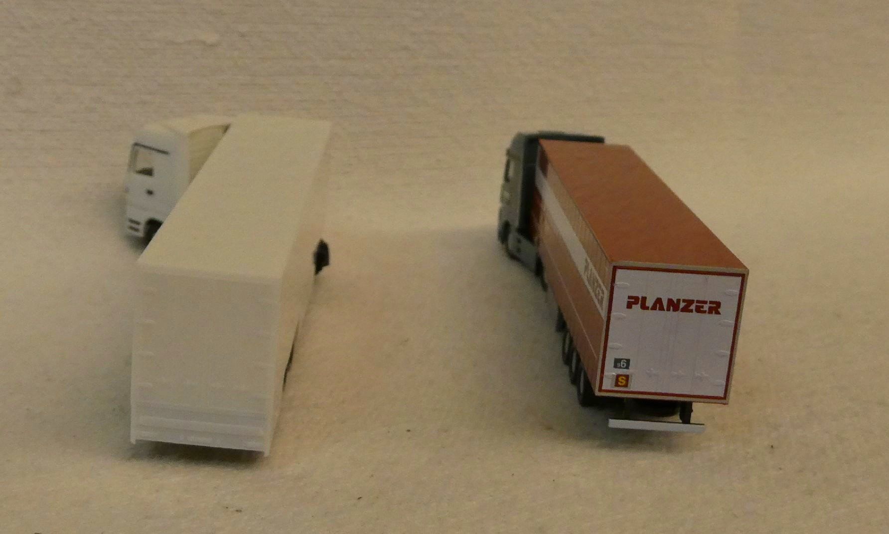 Herpa Modellini di ferrovie: 2 Stk LKW Schlepper Herpa – Nuovo e nell'imballaggio originale da Rupperswil venduto da Ropi03 2