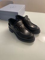 Prada Loafers 39 mit Fell neuwertig 