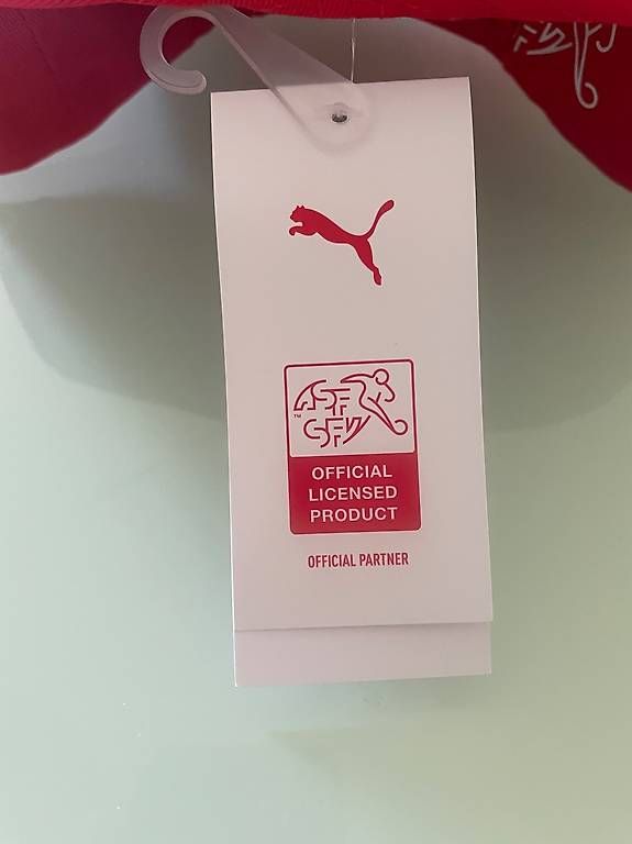 Puma Copricapi, berretti & cappellini: Puma UBS cap - Schweizer Nati / NEU – Nuovo e nell'imballaggio originale da Ostermundigen venduto da senterino 4