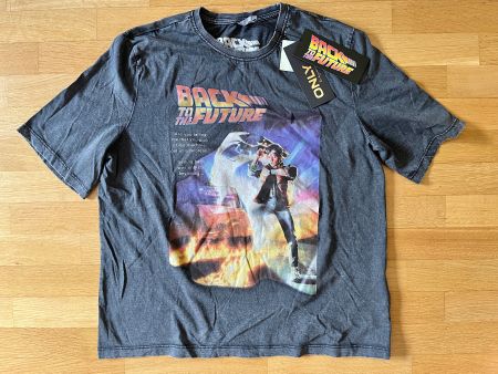 BACK TO THE FUTURE T-Shirt DeLorean Michael J. Fox NEU