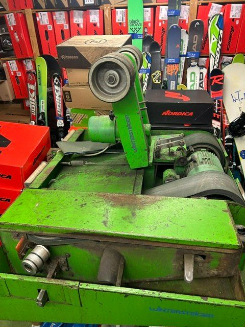 Schleifen & Polieren: Wintersteiger Skischleifmaschine – Gebraucht aus Wetzikon ZH von Lupa64 2