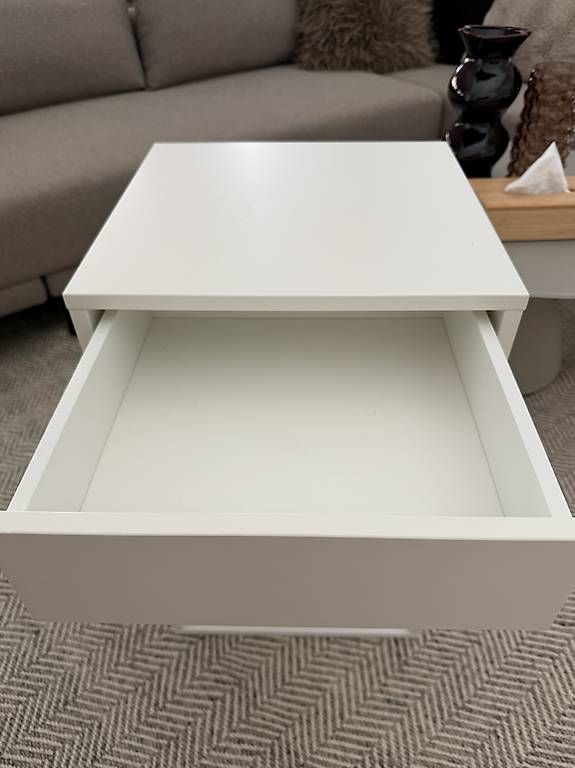 Nachttische: Ikea Vikhammer Nachttisch/Ablagetisch – Gebraucht aus Adliswil von inf_my6b 2