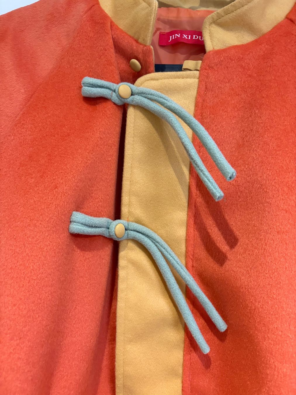 Cappotti: Un manteau taille libre – Nuovo (secondo la descrizione) da Monts-de-Corsier venduto da mon_rp2m 2