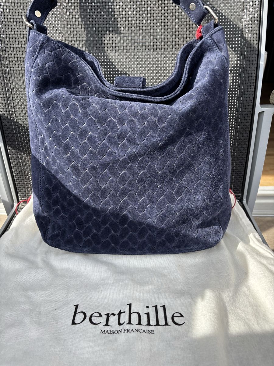 Borse da donna: BERTHILLE - Sac Hobo NEUF Navyblue – Nuovo e nell'imballaggio originale da Chardonne venduto da teenyweeny 4