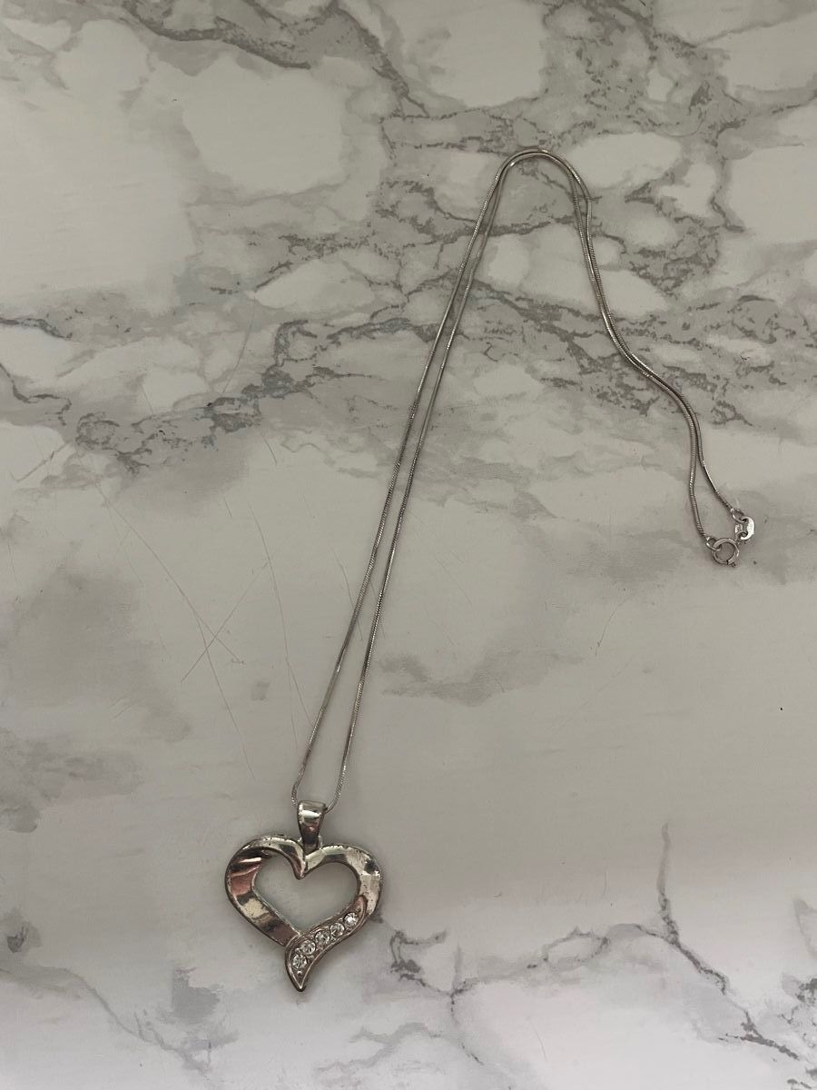 Catenine: Collier avec pendantif – Usato da Châtelaine venduto da nan_j75j 1