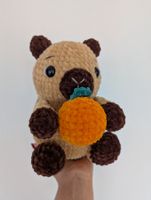 Amigurumi Capybara mit Orange 22cm