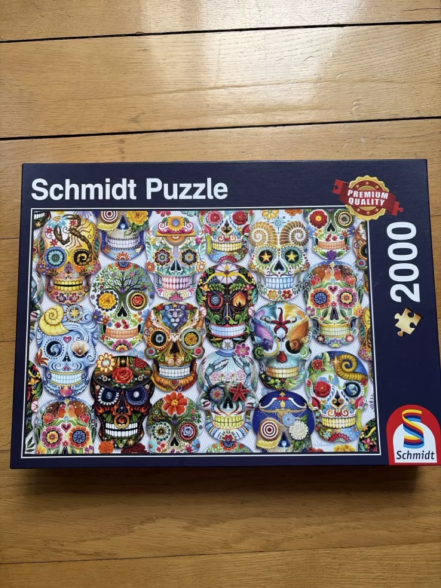 Puzzles: Puzzle 2000 Teile – Gebraucht aus Basel von Wotan