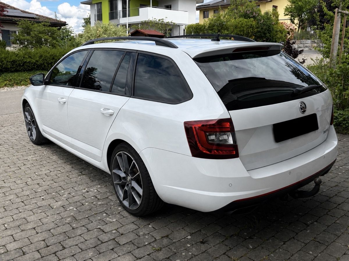 Skoda Autos: SKODA 2.0 TDI 184 RS Prag 4x4 DSG – Gebraucht aus Kerzers von vog_tnj7 4