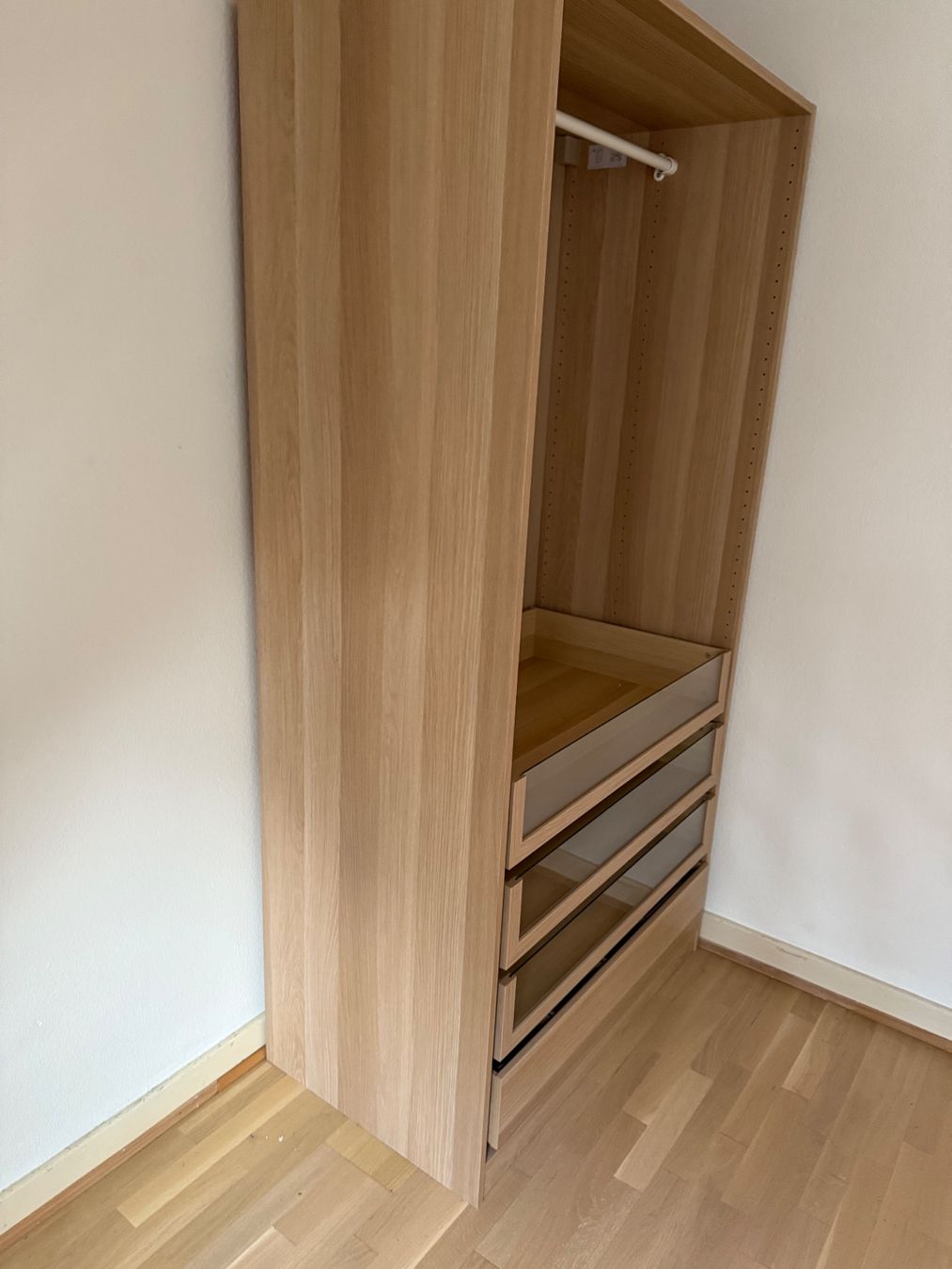 Ikea Armadi: Ikea Pax Kleiderschrank – Usato da Basel venduto da jas_9ckm