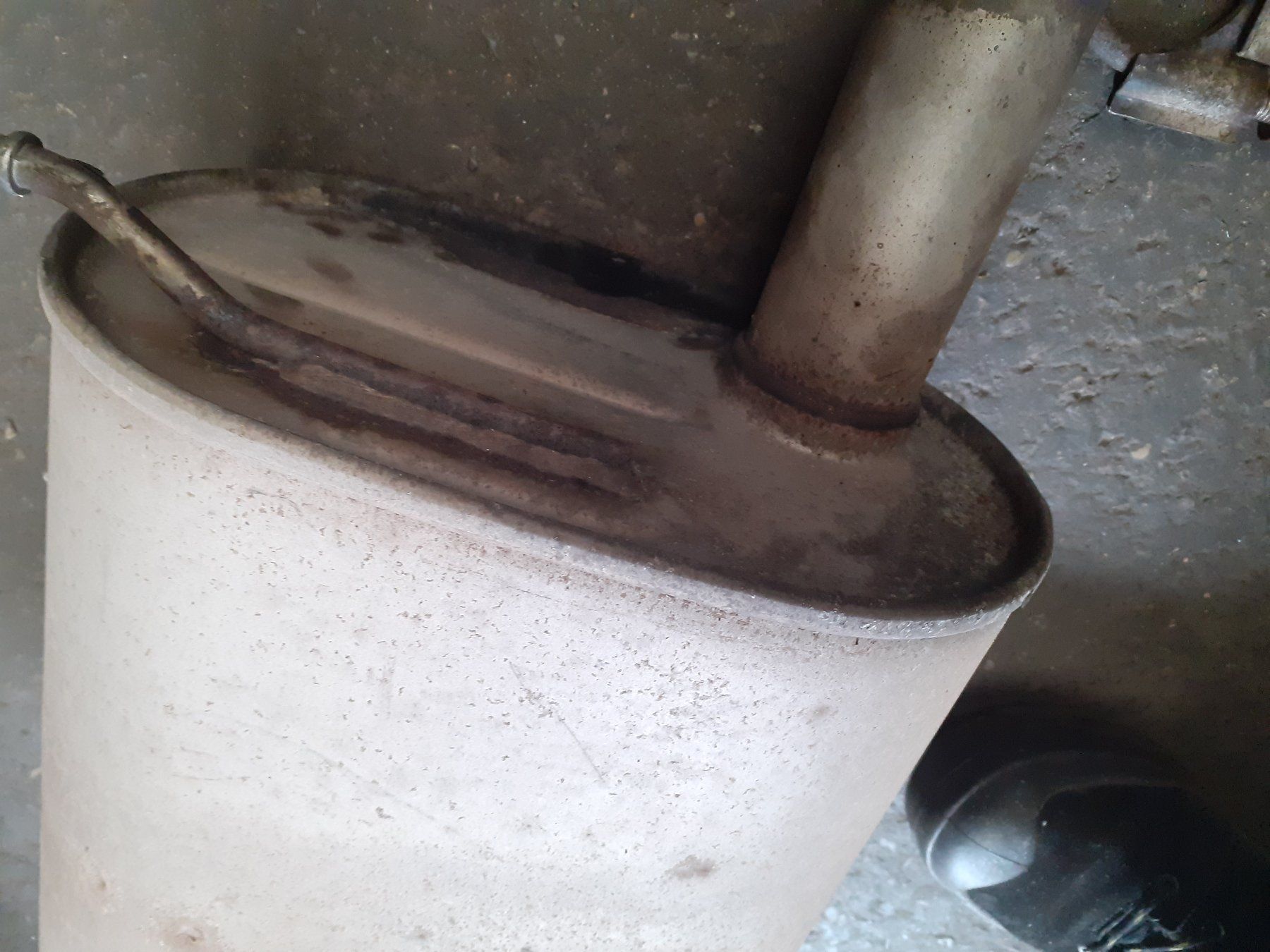 Sistemi di scarico: Chrysler PT Cruiser 2,4 Auspuffendtopf + Zündkabel – Usato da Prêles venduto da Podencogalgo 3