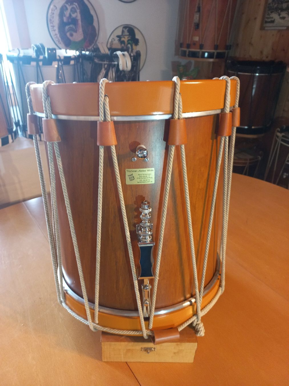 Instruments de musique: Holztrommel 41cm  – Neuf avec emballage d'origine à Schwarzenberg LU par Trommelhund01